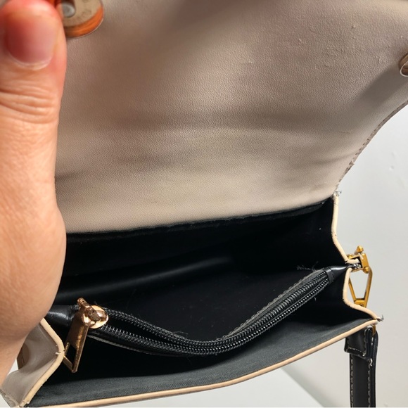 Patch Trendy Purse Clutch with Long Cross Body Strap - Picture 5 of 14